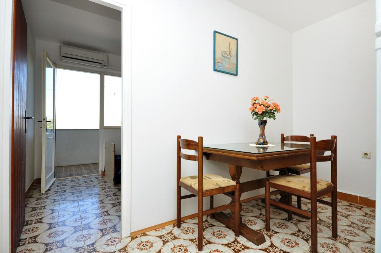 Apartments By The Sea Arbanija, Ciovo - 1085 Trogir Dış mekan fotoğraf