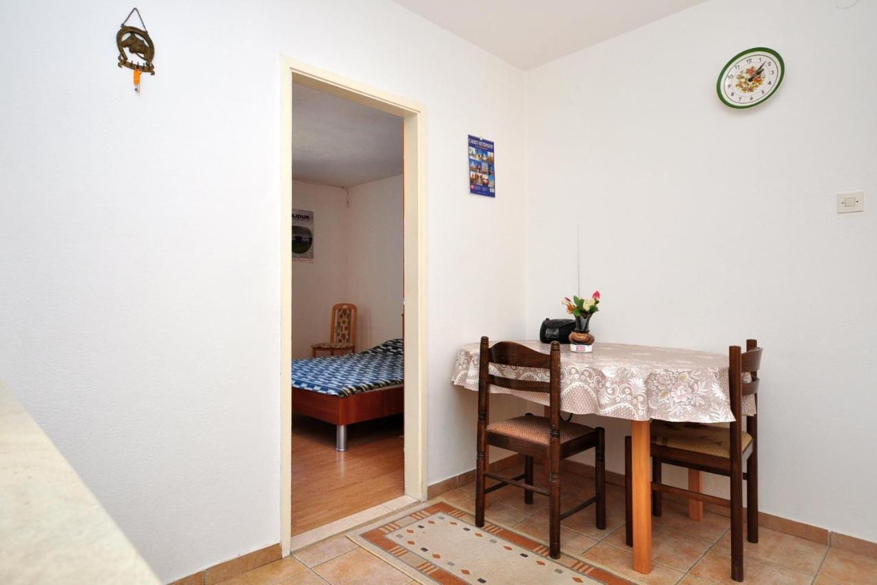 Apartments By The Sea Arbanija, Ciovo - 1085 Trogir Dış mekan fotoğraf
