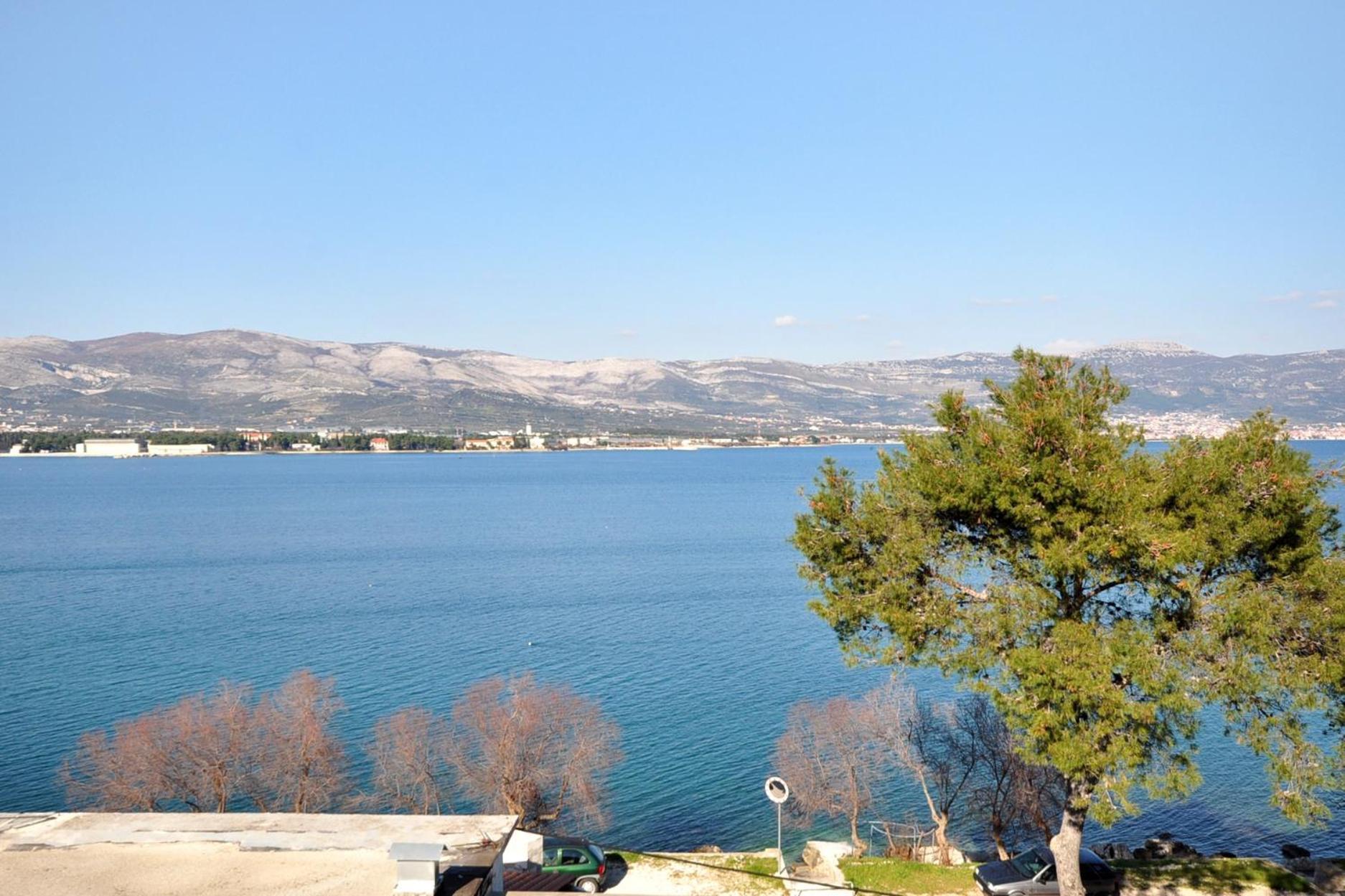 Apartments By The Sea Arbanija, Ciovo - 1085 Trogir Dış mekan fotoğraf
