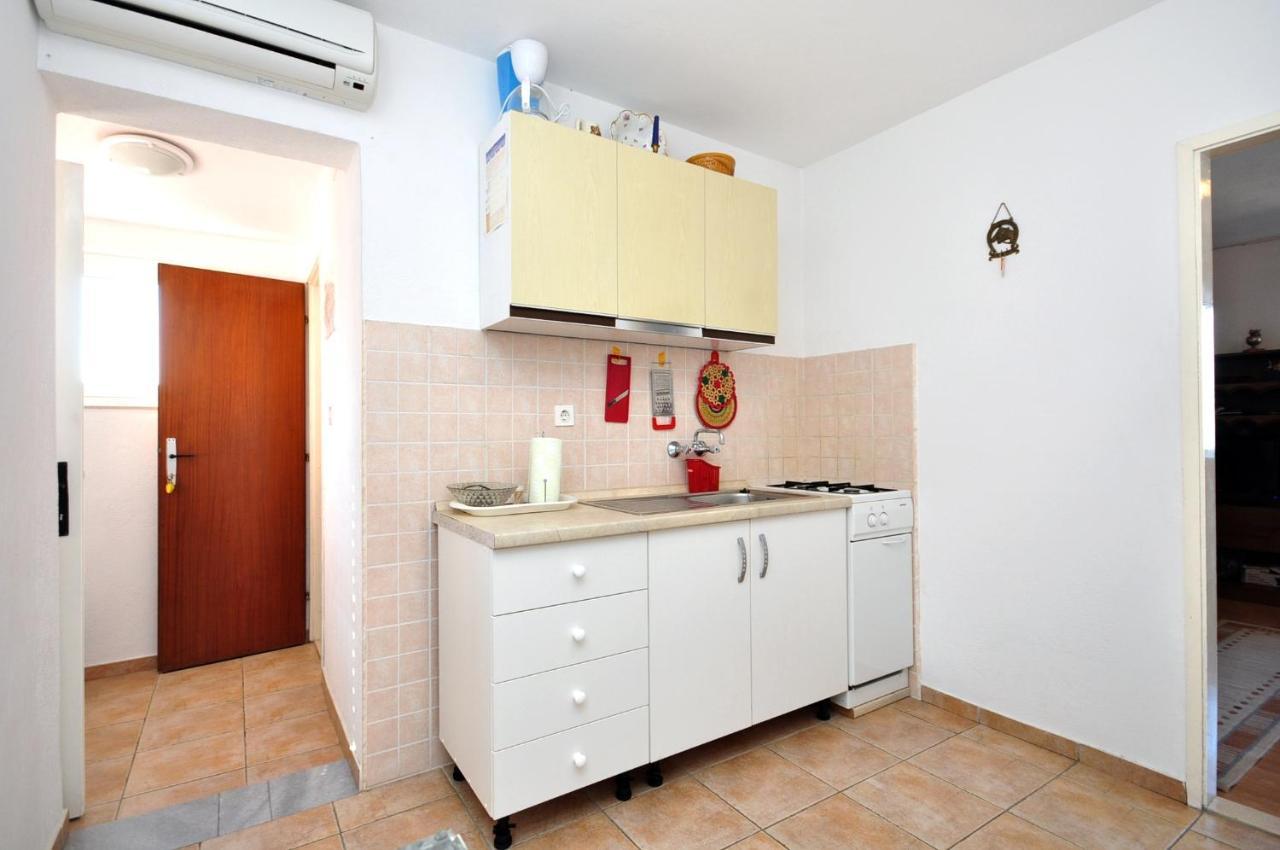 Apartments By The Sea Arbanija, Ciovo - 1085 Trogir Dış mekan fotoğraf