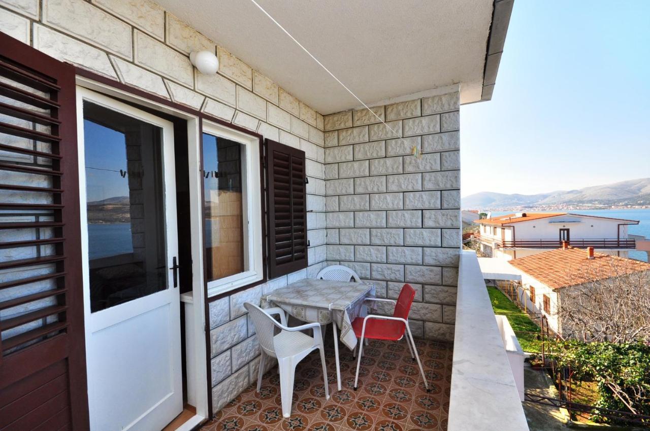 Apartments By The Sea Arbanija, Ciovo - 1085 Trogir Dış mekan fotoğraf